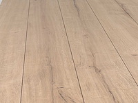 64 m2 laminaat plank - 1383 x 193 x 8 mm - afbeelding 1 van  4
