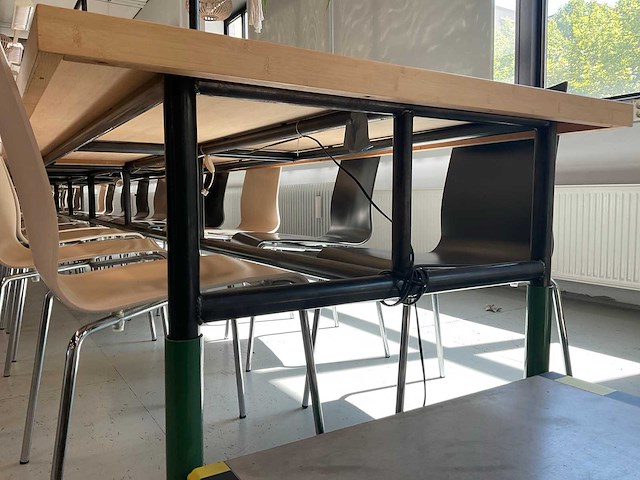 646cm vergadertafel - afbeelding 3 van  4