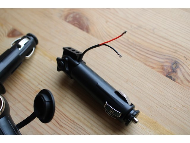 64x sigarettenaanstekerplug - afbeelding 11 van  11