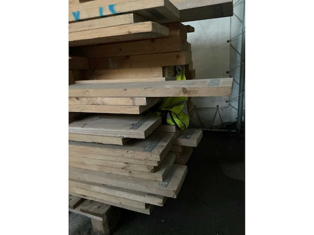 65 balken en 48 steigerplanken (113x) - afbeelding 6 van  8