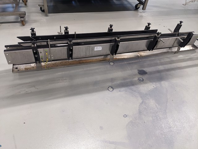 6,5 meter flessen transportbaan met wissel, polyketting, movex 82mm, zwart, 2022 - afbeelding 5 van  7