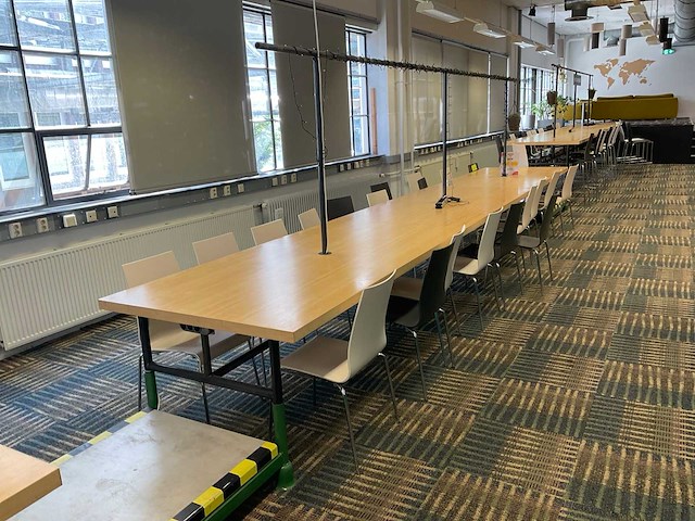 655cm vergadertafel - afbeelding 1 van  7