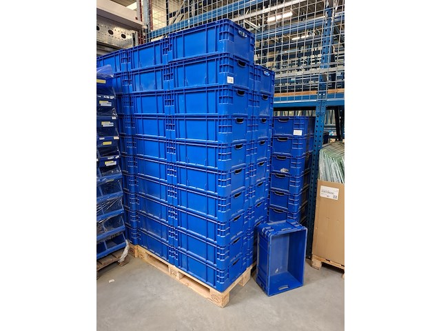 6,5x pallet met magazijnbakken, diverse maten - afbeelding 3 van  4
