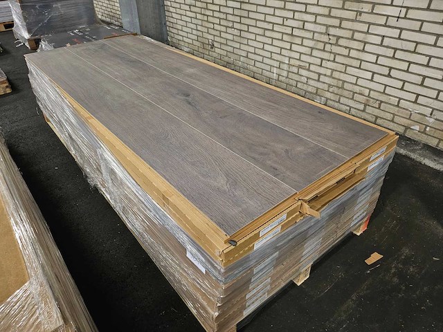 67 m2 laminaat xl plank berry alloc - 2410 x 303 x 12,3 mm - afbeelding 2 van  2