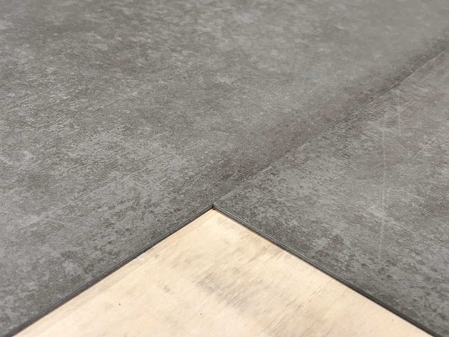 67 m2 pvc dryback tegel - 610 x 610 x 2,5 mm - afbeelding 2 van  3