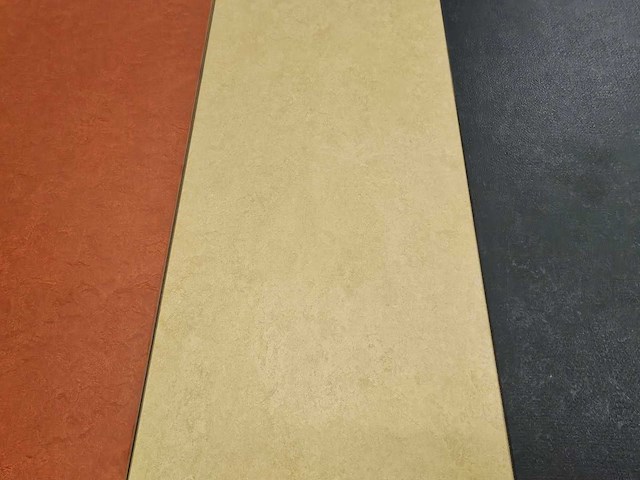 68 m2 pvc click plank op kurk - 895 x 235 x 12 mm - afbeelding 1 van  3