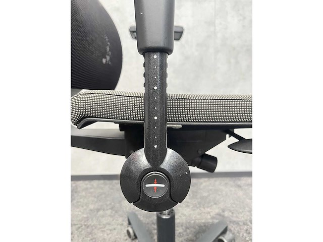6x ahrend 250 - ergonomische bureaustoel - afbeelding 10 van  18