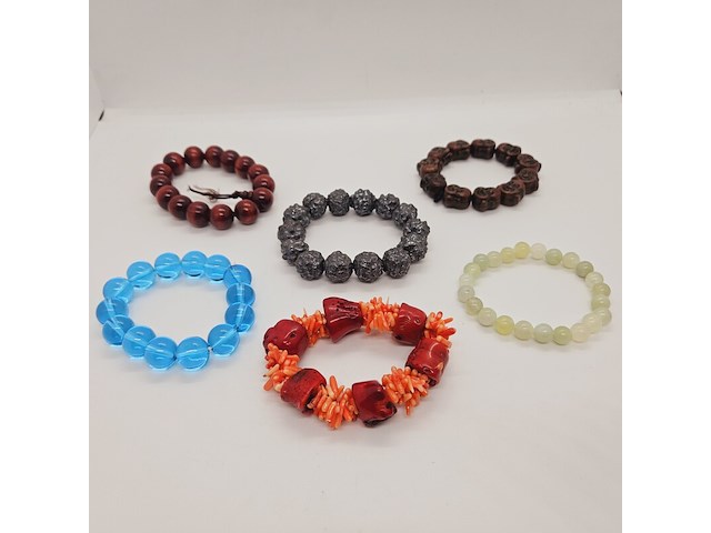 6x armband - jade, aquamarijn, bloedkoraal, sandlewood, gietijzer - afbeelding 1 van  9