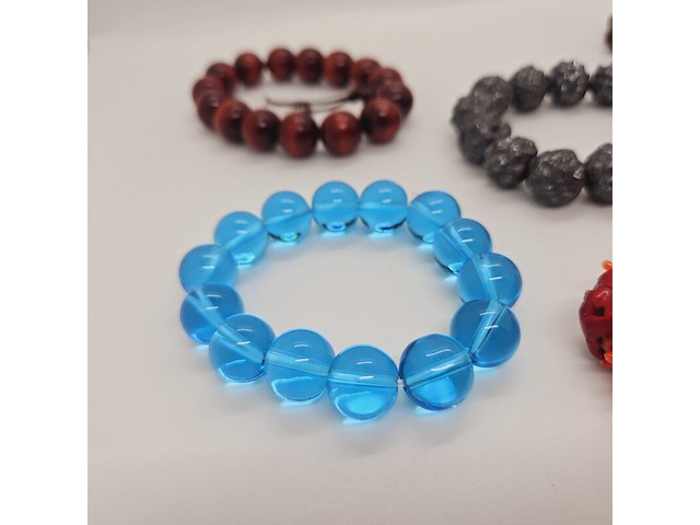 6x armband - jade, aquamarijn, bloedkoraal, sandlewood, gietijzer - afbeelding 5 van  9