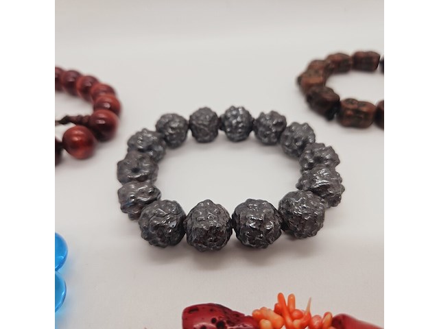 6x armband - jade, aquamarijn, bloedkoraal, sandlewood, gietijzer - afbeelding 9 van  9