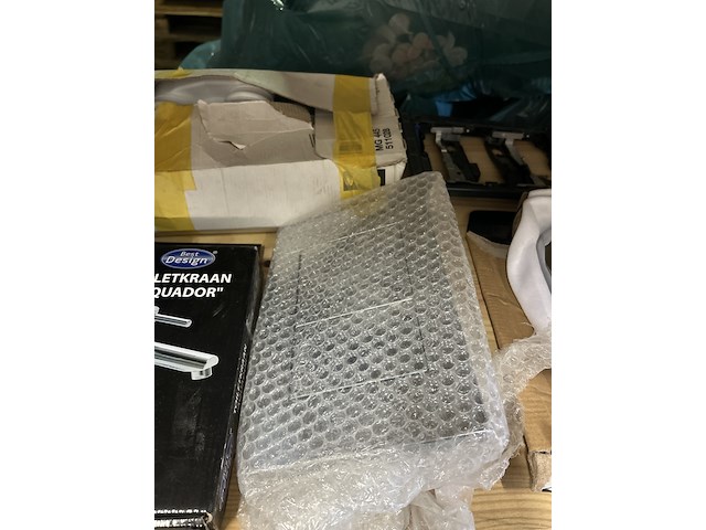 6x badkamer/sanitair accessoires en toebehoren w.o. waskom, kraan - afbeelding 5 van  5