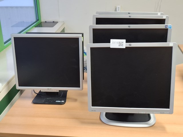 6x beeldscherm hp, acer en neovo - afbeelding 1 van  6