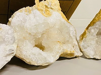 6x bergkristal geodes 16-18cm - afbeelding 5 van  7