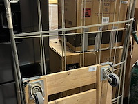 6x divers bouwmateriaal w.o. kruiwagens en trappen - afbeelding 3 van  5