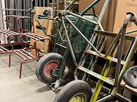 6x divers bouwmateriaal w.o. kruiwagens en trappen - afbeelding 5 van  5