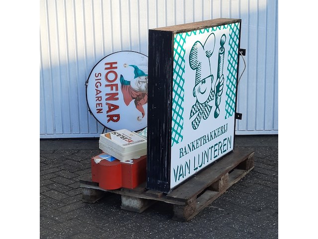 6x diverse lichtreclame borden - afbeelding 1 van  8