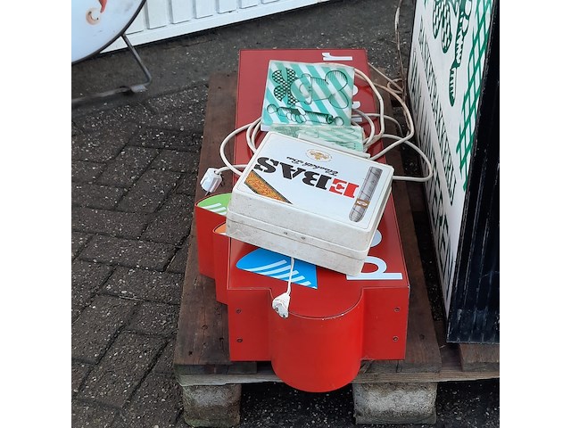 6x diverse lichtreclame borden - afbeelding 3 van  8