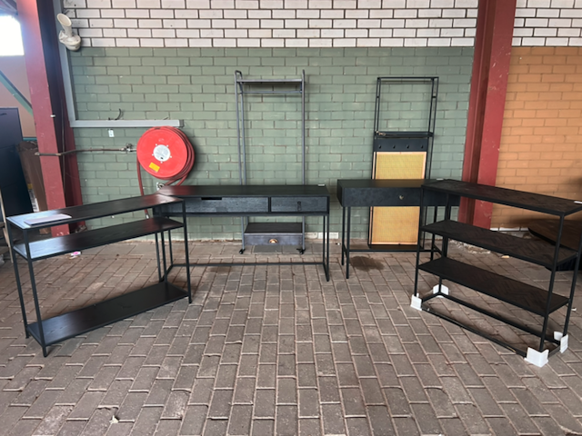 6x diverse merk kastjes en wandkasten, o.a. dutchbone, wood en byfonq , zwart - afbeelding 1 van  4