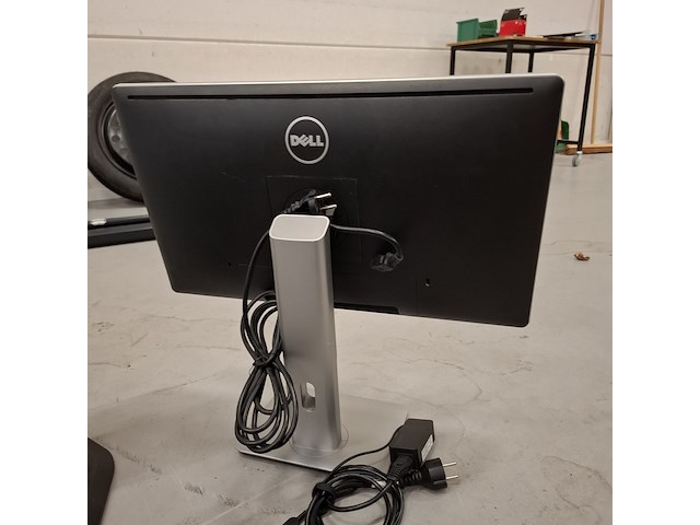 6x diverse monitor o.a. dell, hp, diverse modellen - afbeelding 8 van  16