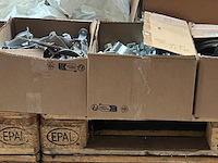 6x doos met installatiemateriaal met o.a. koppelingen en fittingen - afbeelding 1 van  10
