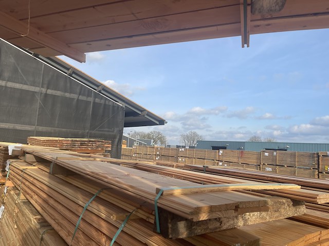 6x douglas wisselsponning/halfhoutsrabat, 18x190mm, lengte 400cm - afbeelding 1 van  3