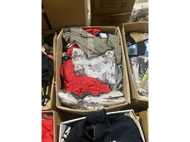 6x dozen kleding - afbeelding 9 van  10