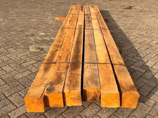 6x eiken balken fijnbezaagd, 150x150mm, lengte 500cm - afbeelding 1 van  3