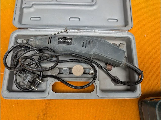 6x elektrisch gereedschap o.a. makita en bosch - afbeelding 4 van  25