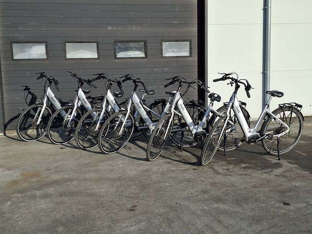 6x elektrische fiets, qwic, grijs - afbeelding 1 van  16