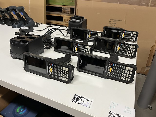 6x handheld computer, 10x accu, 2x acculader zebra, mc930b - afbeelding 1 van  7