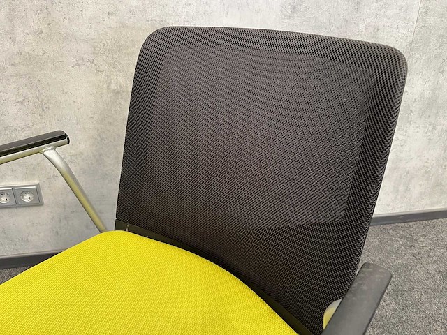6x haworth - nestelbare vergaderstoel - lime - afbeelding 2 van  2