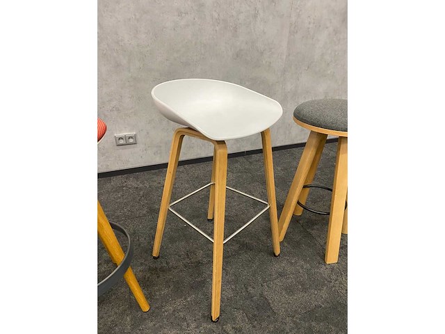 6x hay/ buzzispace/ bene - barkruk - designmix - afbeelding 8 van  12