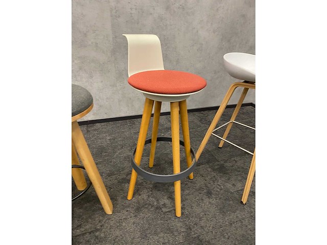 6x hay/ buzzispace/ bene - barkruk - designmix - afbeelding 10 van  12