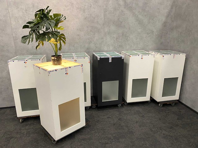 6x houten zuil met verlichting - afbeelding 1 van  16