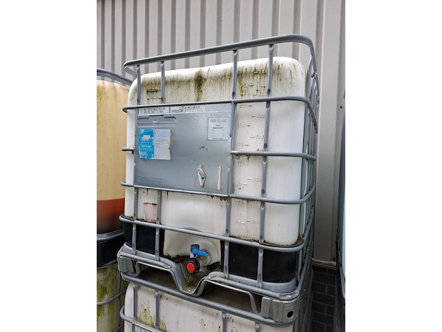 6x ibc container deels met inhoud - afbeelding 11 van  12