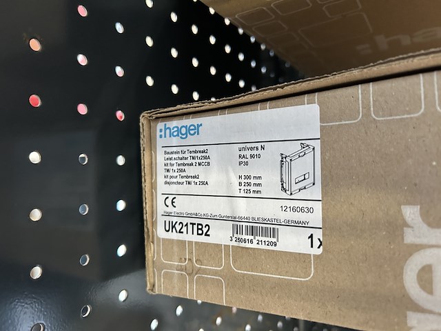 6x installatiemateriaal w.o. contacteur, hager - afbeelding 3 van  4