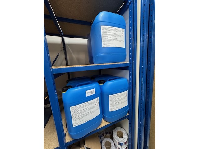 6x jerrycan calciumchloride bufa - afbeelding 1 van  2