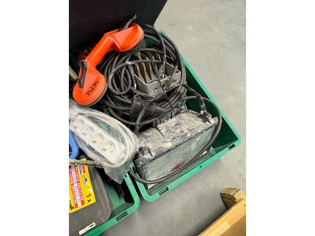 6x krat met gereedschap - afbeelding 6 van  12