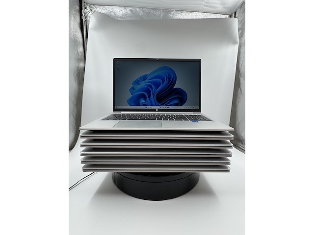 6x laptop, hp, probook 450 g8 & probook 850 g10 (i5, 8gb/16gb, windows 11 pro), zilver, 2021-2023 - afbeelding 1 van  11