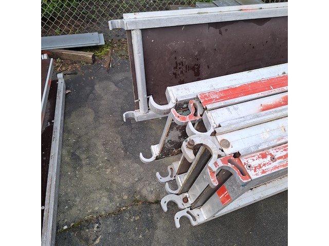 6x loopbrug waarvan 5x met luik - afbeelding 3 van  7