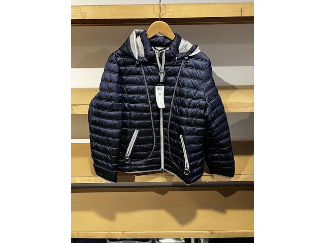 6x luxe jassen, a fish named fred, nxs, betty barclay - afbeelding 14 van  17