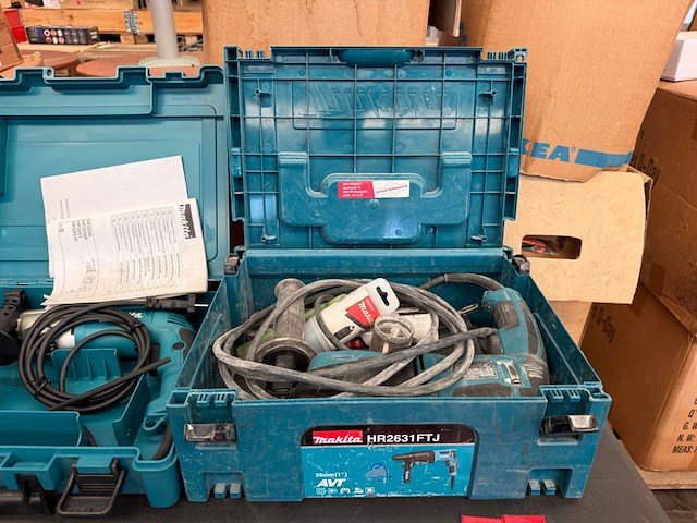 6x makita bouwgereedschap, 1x lader - afbeelding 2 van  8