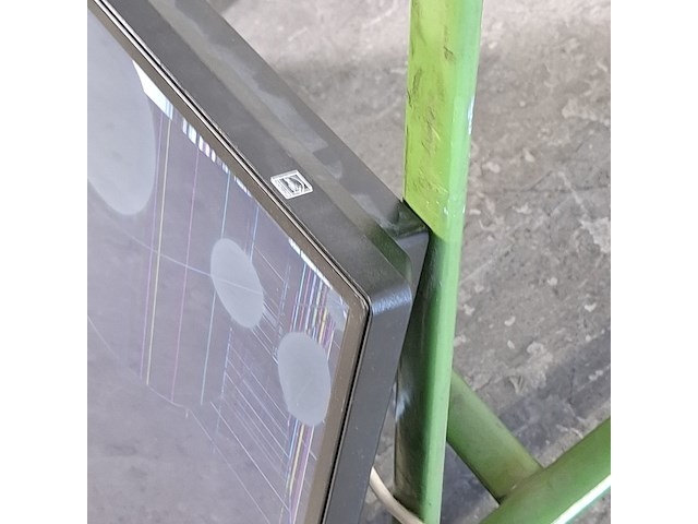 6x monitor (2x defect) lg, o.a 32sm5ke-b - afbeelding 9 van  21