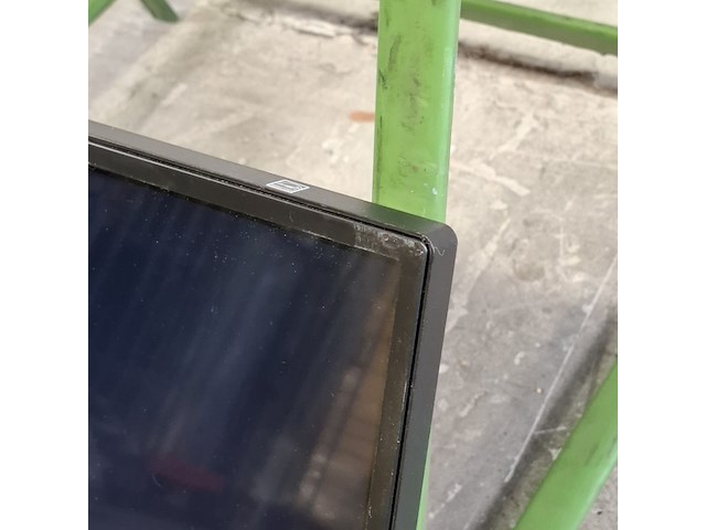 6x monitor (2x defect) lg, o.a 32sm5ke-b - afbeelding 12 van  21