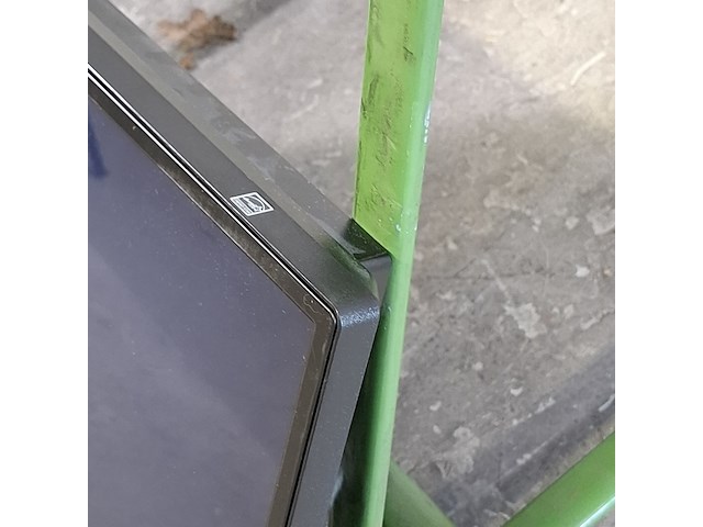 6x monitor (2x defect) lg, o.a 32sm5ke-b - afbeelding 17 van  21