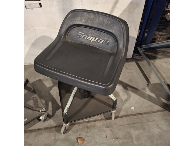 6x monteurskruk en 1x monteursbed, snap on - afbeelding 4 van  10