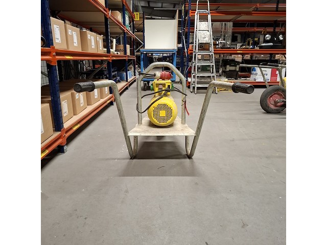 6x omvormer t.b.v. trilnaald, lievers - afbeelding 2 van  16