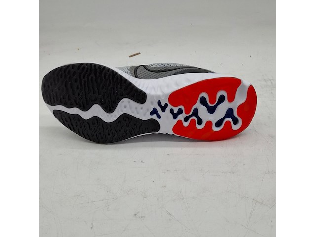 6x paar schoenen, nike, o.a. quest 3 cd0230-004 - afbeelding 13 van  13
