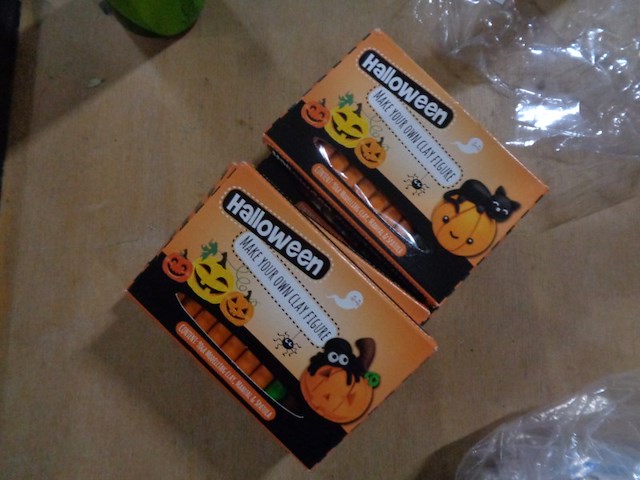 6x pakje met halloween klei - afbeelding 1 van  3