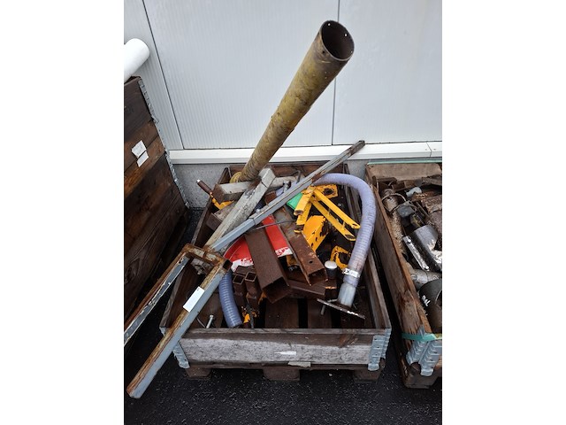 6x pallet diversen vnl. metaalwaren - afbeelding 18 van  22